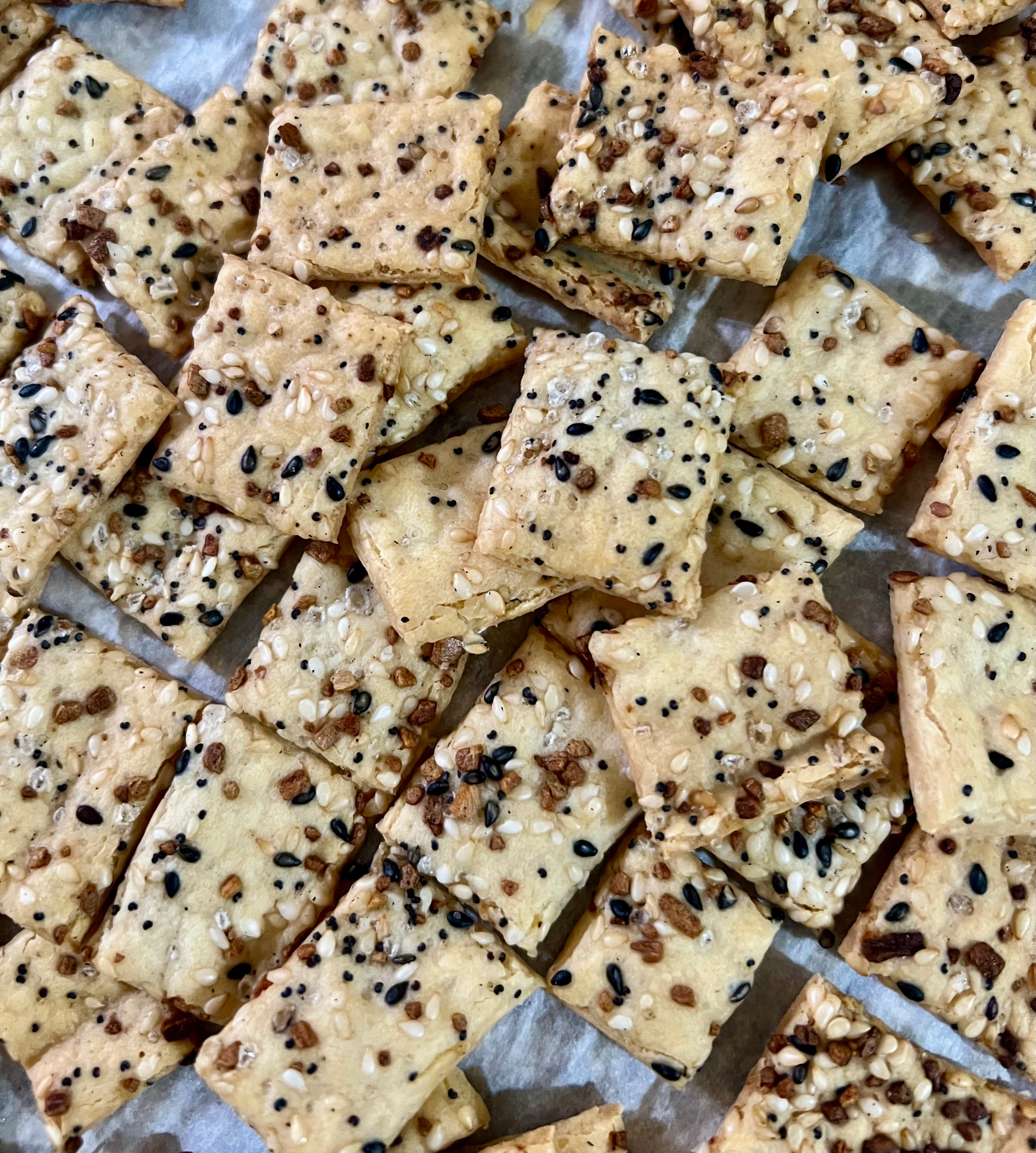Sourdough Crackers - Everything Bagel